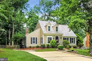 12000 Farrabow Ln, Woodbridge, VA 22192 - Photo 5