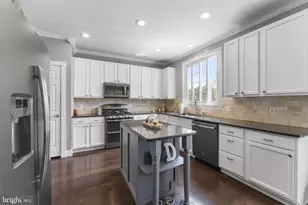 9887 Solitary Pl, Bristow, VA 20136 - Photo 29