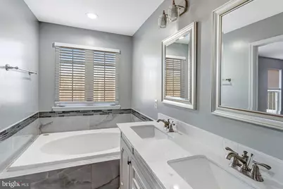 2594 Sylvan Moor Lane, Woodbridge, VA 22191 - Photo 19