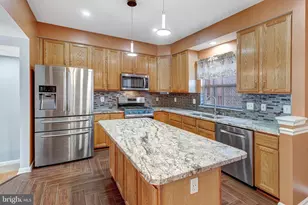 2594 Sylvan Moor Ln, Woodbridge, VA 22191 - Photo 11