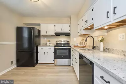 13174 Putnam Circle, Woodbridge, VA 22191 - Photo 7