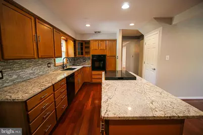 13210 Nickleson Drive, Woodbridge, VA 22193 - Photo 9