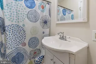 7013 Trails End Rd, Manassas, VA 20112 - Photo 13