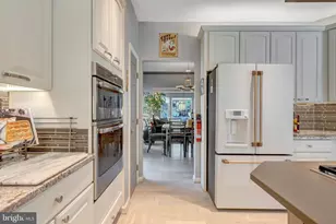 10090 Tummel Falls Dr, Bristow, VA 20136 - Photo 23