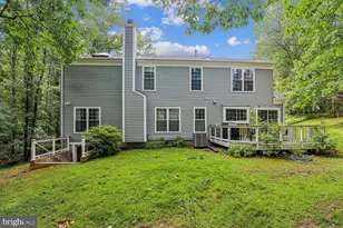 13104 Holly Leaf Ct, Woodbridge, VA 22192 - Photo 7