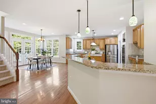 4759 Charter Ct, Woodbridge, VA 22192 - Photo 23