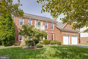 4759 Charter Ct, Woodbridge, VA 22192 - Photo 9
