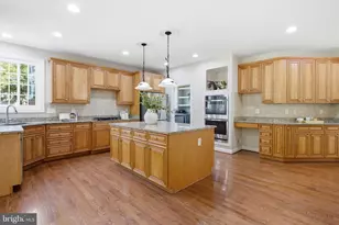 4759 Charter Ct, Woodbridge, VA 22192 - Photo 27