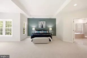 4759 Charter Ct, Woodbridge, VA 22192 - Photo 5