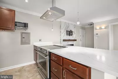 1604 Renate Drive #303, Woodbridge, VA 22192 - Photo 7