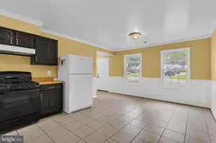 5566 St Charles Dr, Woodbridge, VA 22193 - Photo 11