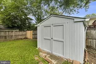 5566 St Charles Dr, Woodbridge, VA 22193 - Photo 35