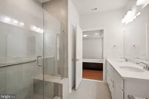 6765 Azalea Garden Ln, Haymarket, VA 20169 - Photo 15