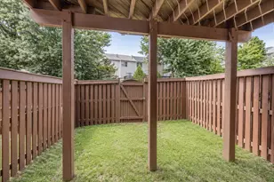 14333 Madrigal Dr, Woodbridge, VA 22193 - Photo 9