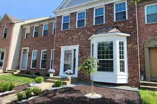 11739 Gascony Pl, Woodbridge, VA 22192 - Photo 3