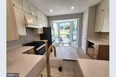 11739 Gascony Place, Woodbridge, VA 22192 - Photo 5