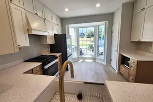 11739 Gascony Pl, Woodbridge, VA 22192 - Photo 5
