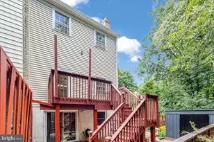 1947 Mayflower Dr, Woodbridge, VA 22192 - Photo 3