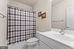 16505 Murray Pl, Woodbridge, VA 22191 - Photo 35