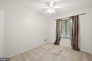 12304 Persimmon Pl, Woodbridge, VA 22192 - Photo 13