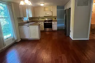 15404 Beachview Dr, Montclair, VA 22025 - Photo 5