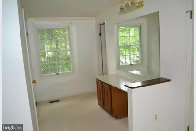 15404 Beachview Drive, Montclair, VA 22025 - Photo 17