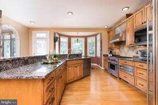 8382 Pedigrue Ct, Gainesville, VA 20155 - Photo 25