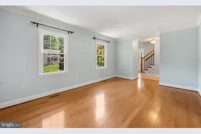 13204 Nickleson Drive, Woodbridge, VA 22193 - Photo 11
