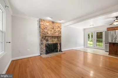 13204 Nickleson Drive, Woodbridge, VA 22193 - Photo 9
