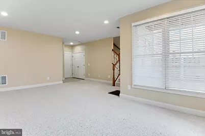 6913 Stanwick Square, Gainesville, VA 20155 - Photo 35