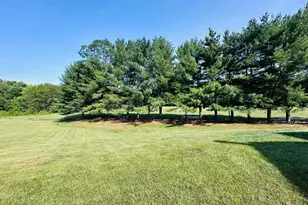 15208 Cloverdale Rd, Woodbridge, VA 22193 - Photo 3