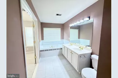 14216 Legend Glen Court, Gainesville, VA 20155 - Photo 11