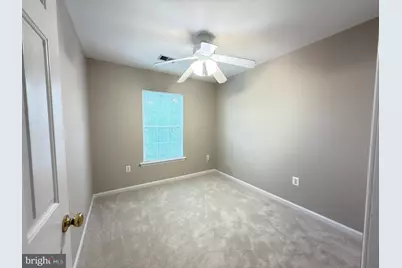 14216 Legend Glen Court, Gainesville, VA 20155 - Photo 15
