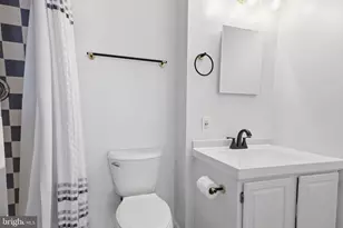 1642 Devil Ln, Woodbridge, VA 22192 - Photo 29