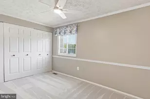 1642 Devil Ln, Woodbridge, VA 22192 - Photo 15