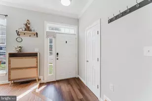 14144 Madrigal Dr, Woodbridge, VA 22193 - Photo 9