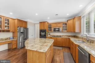7600 Great Dover St, Gainesville, VA 20155 - Photo 9