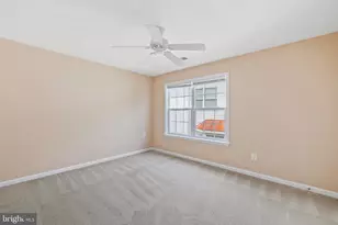 9036 Woodpecker Ct, Gainesville, VA 20155 - Photo 33