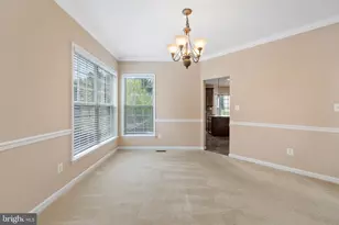 9036 Woodpecker Ct, Gainesville, VA 20155 - Photo 9