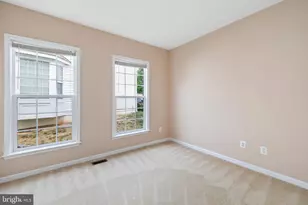 9036 Woodpecker Ct, Gainesville, VA 20155 - Photo 25