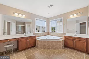 9036 Woodpecker Ct, Gainesville, VA 20155 - Photo 45