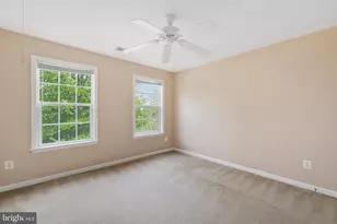 9036 Woodpecker Ct, Gainesville, VA 20155 - Photo 29