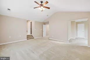 9036 Woodpecker Ct, Gainesville, VA 20155 - Photo 39