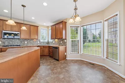 9036 Woodpecker Court, Gainesville, VA 20155 - Photo 17