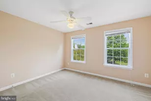 9036 Woodpecker Ct, Gainesville, VA 20155 - Photo 31