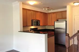 15332 Kensington Park Dr, Woodbridge, VA 22191 - Photo 9