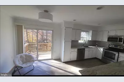 11380 Cromwell Court, Woodbridge, VA 22192 - Photo 5