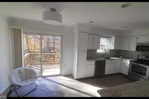 11380 Cromwell Ct, Woodbridge, VA 22192 - Photo 5