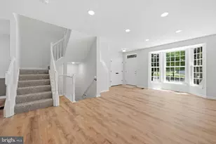 8972 Benchmark Ln, Bristow, VA 20136 - Photo 9