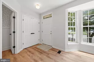 8972 Benchmark Ln, Bristow, VA 20136 - Photo 3
